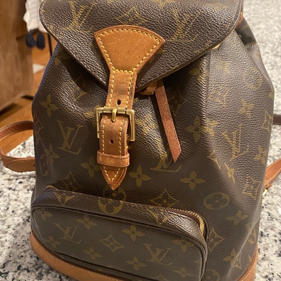 Louis Vuitton Montsouris - Picture 4 of 8